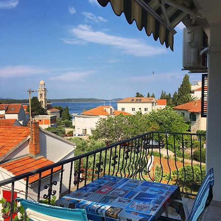 Lina Vrankovic Apartments Хвар Экстерьер фото