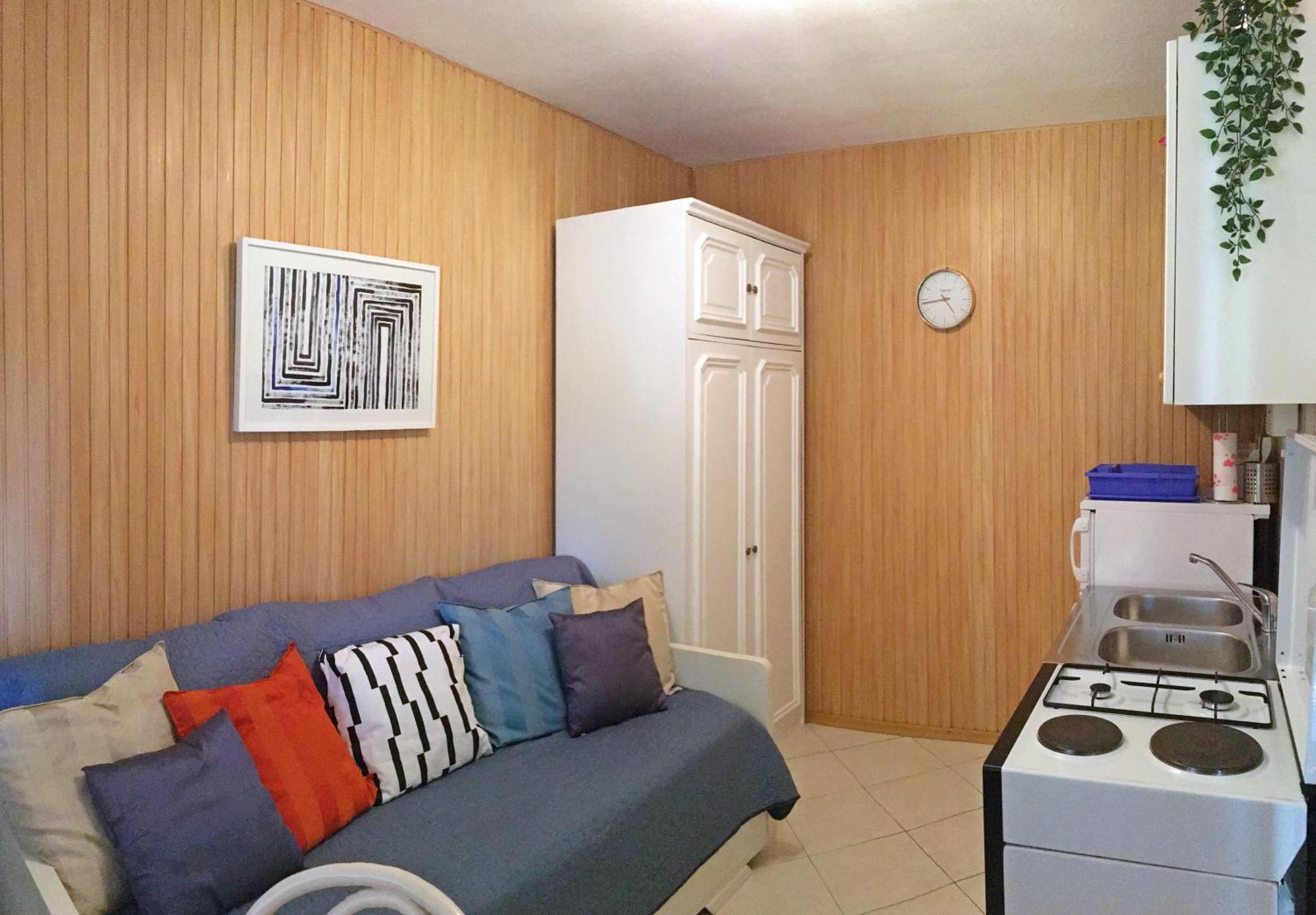 Lina Vrankovic Apartments Хвар Экстерьер фото